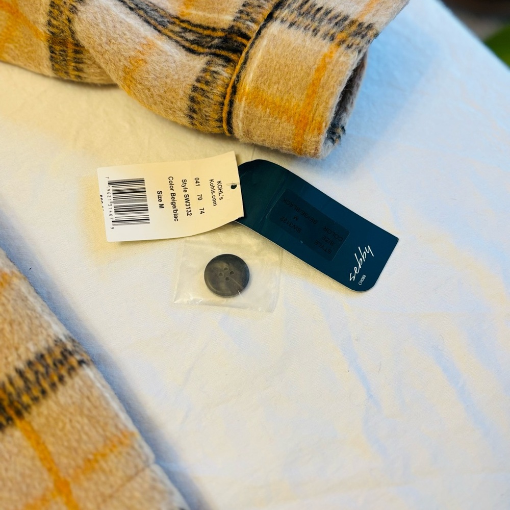 Sebby Tan and Black Plaid Blazer - NWT! - Picture 4 of 9